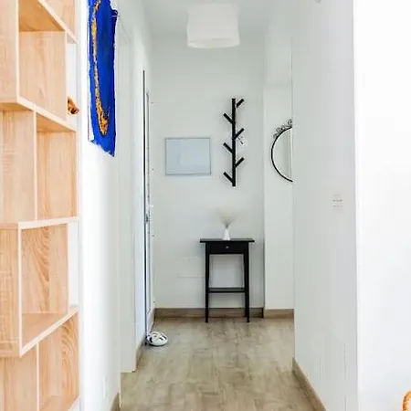 Apartmán Buenavida Cozy Vv With Communal Pool And Air Con *